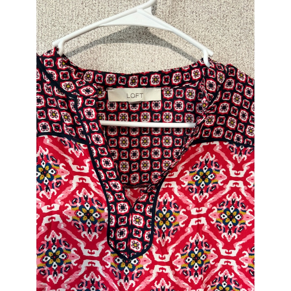 LOFT Red Pink Geometric Medallion Split Neck Blouse Long Sleeve Small - Picture 3 of 6